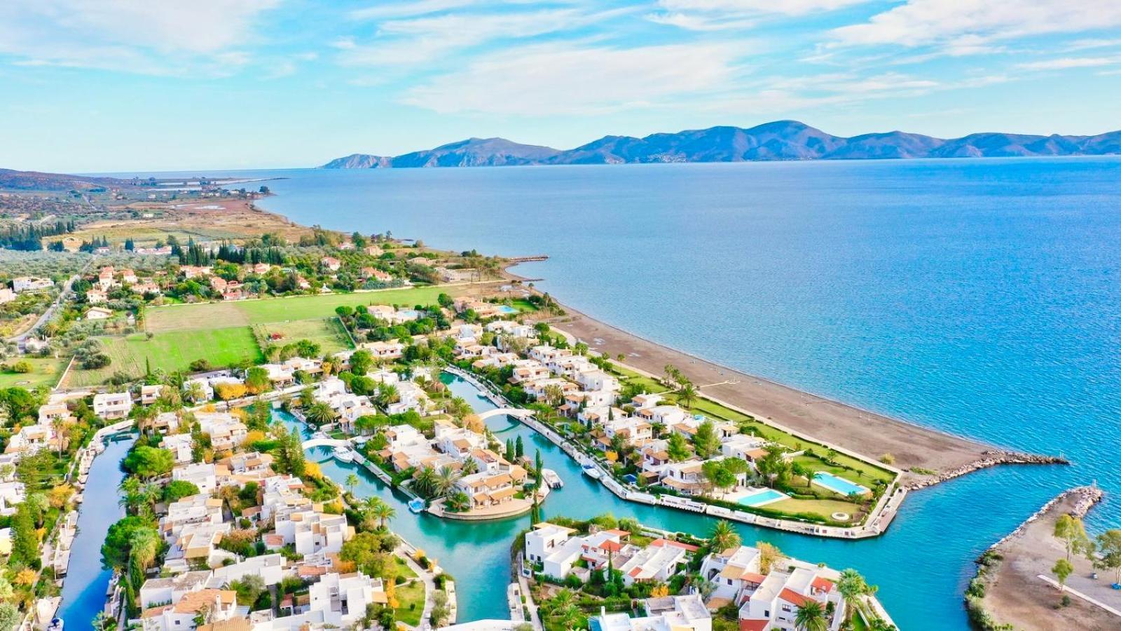 Villasonboard Dock Villa 3 Bed, 3 Bath, Canal, Greek Venice Porto Hydra Plépi Eksteriør billede